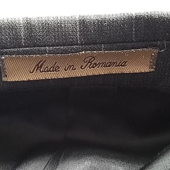 CLASSIC J.RIGGINS WIDE PINSTRIPE BLAZER - Picture 7 of 8